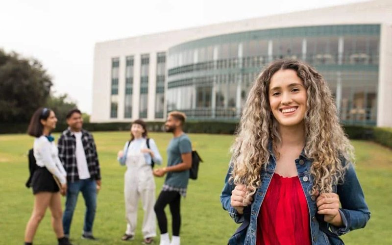 10 Practical Ways Teachers Can Use AI to Save Time and Boost Creativity